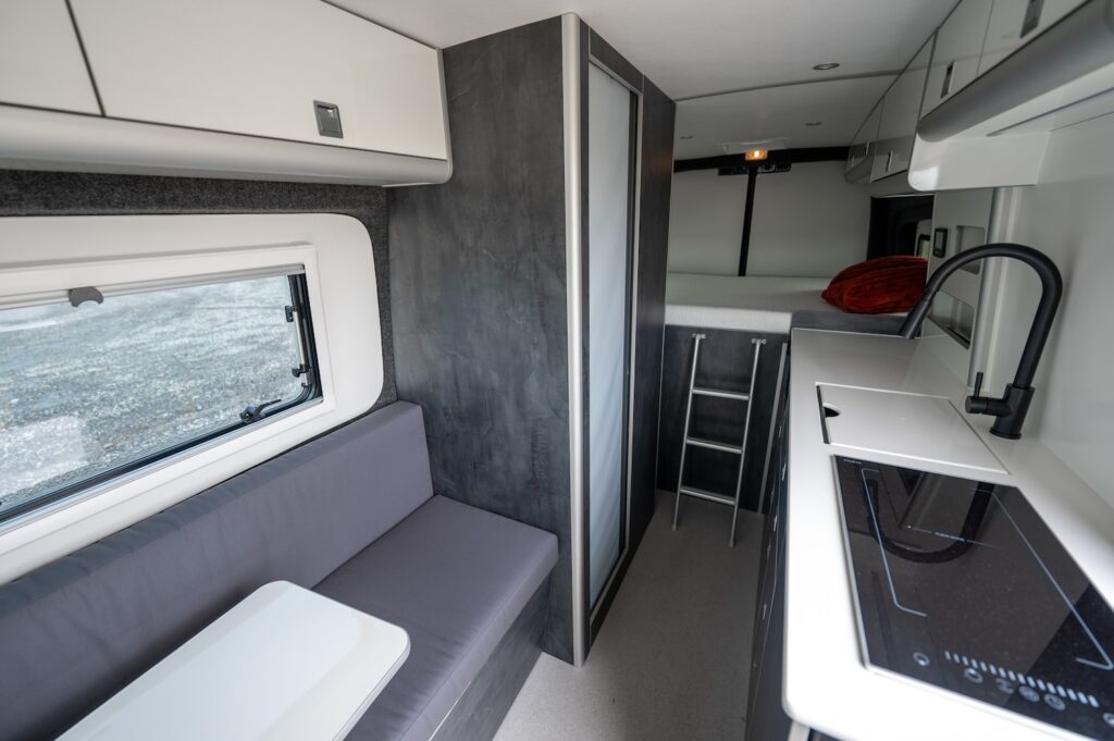 MWB Crafter 25