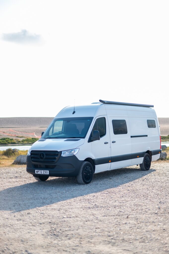 M2M White Sprinter 4