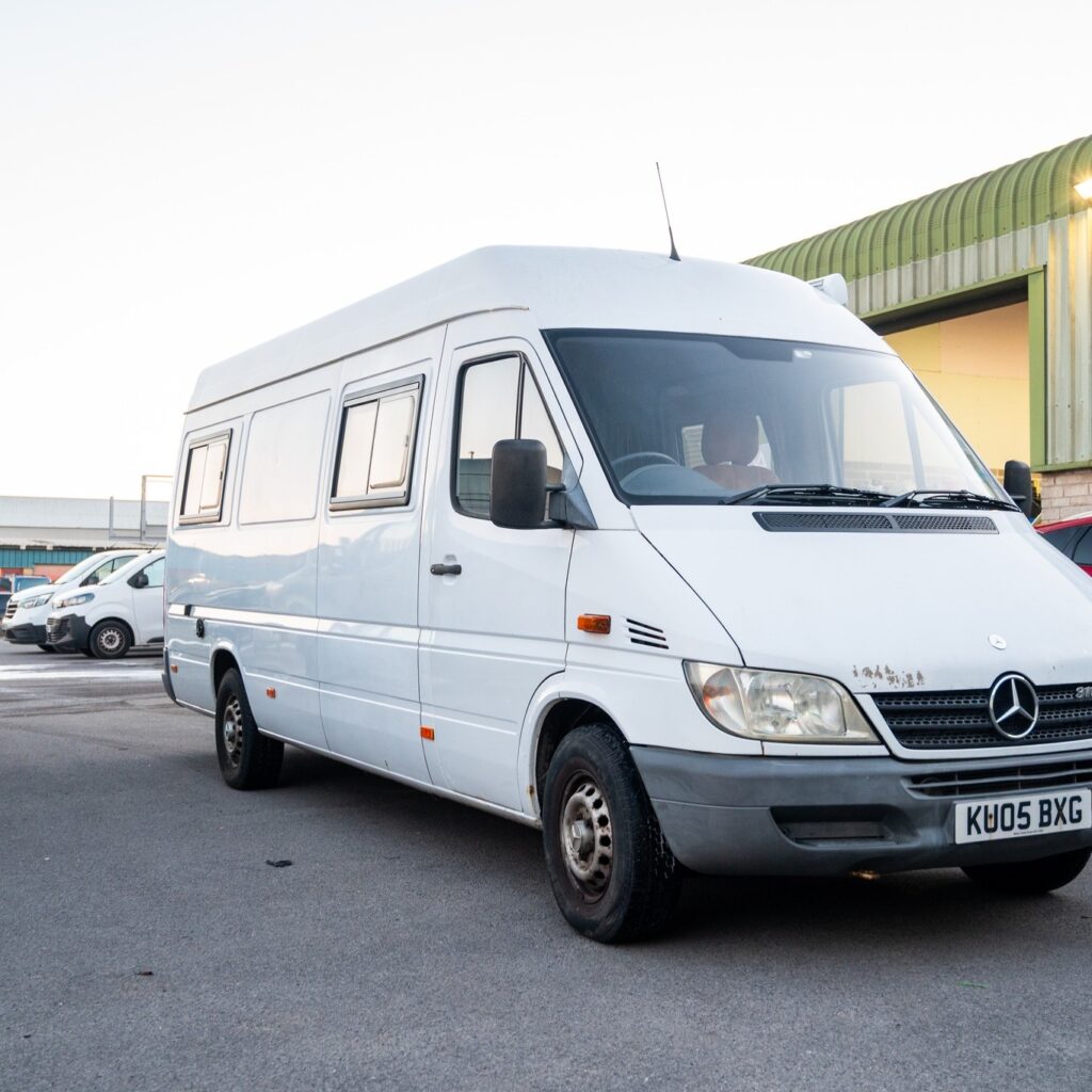 Mercedes Benz Sprinter 2