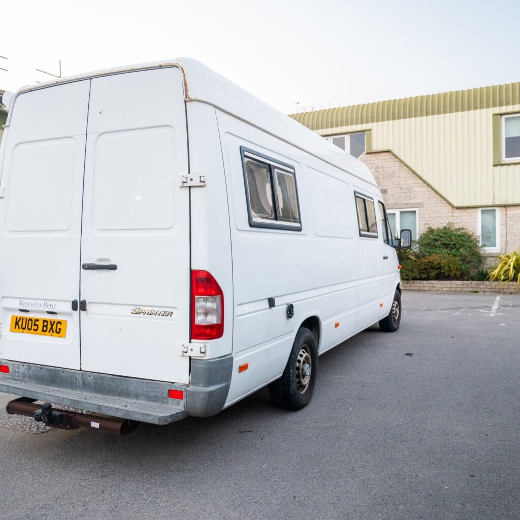 Mercedes Benz Sprinter 4