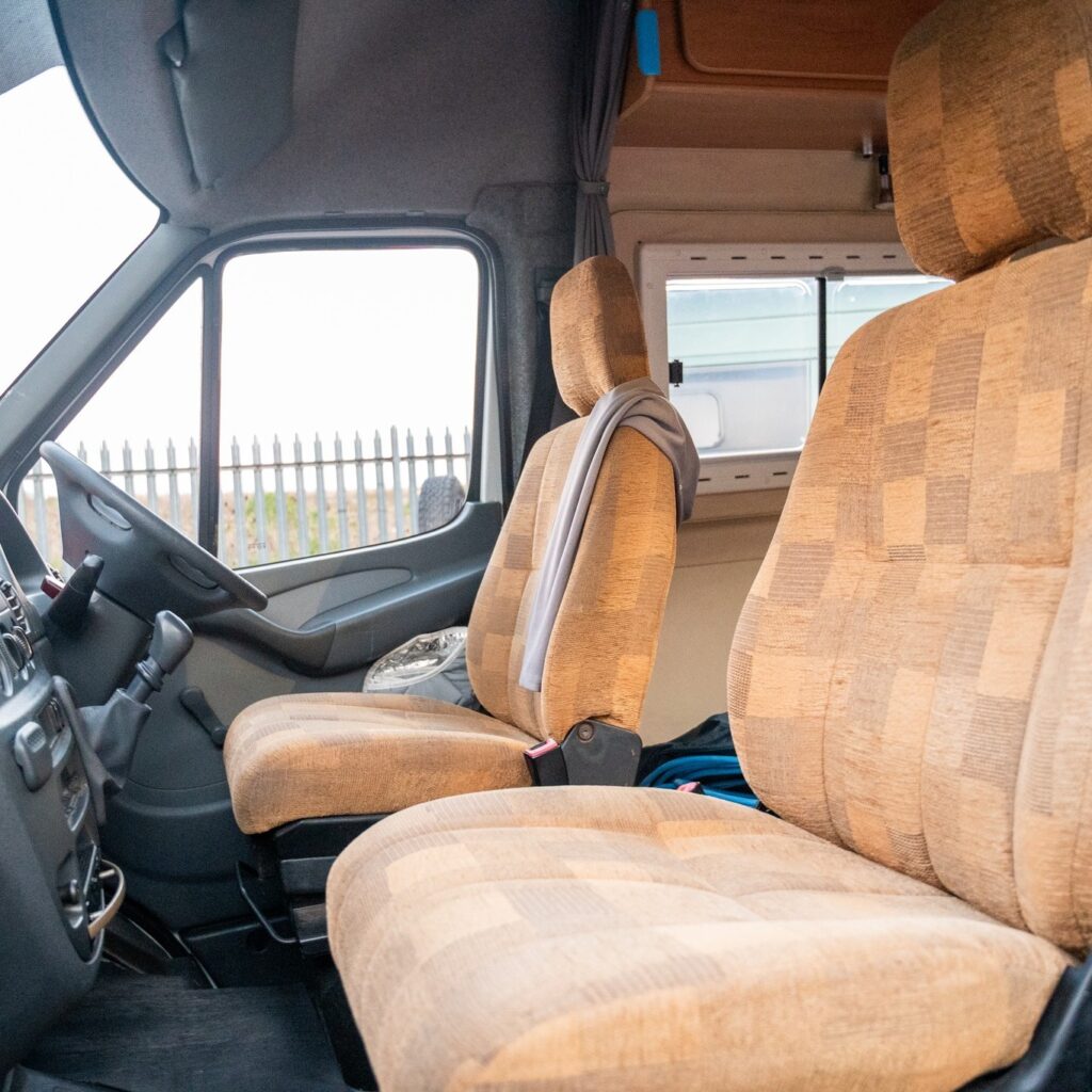 Mercedes Benz Sprinter 5